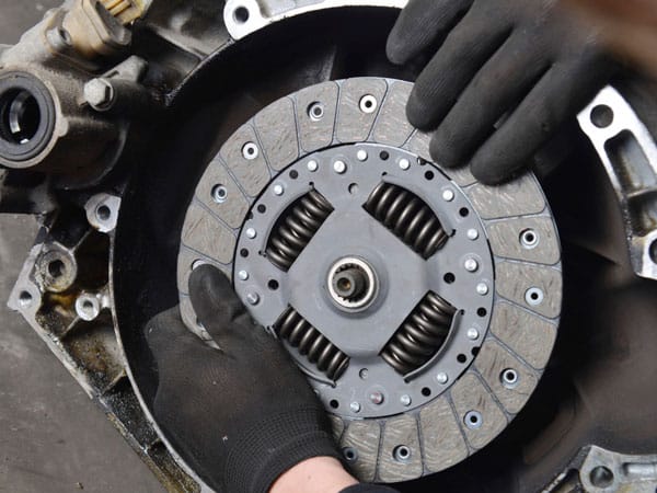 cambio-Frizione-bruciata-Modena cambio-Frizione-bruciata-Modena