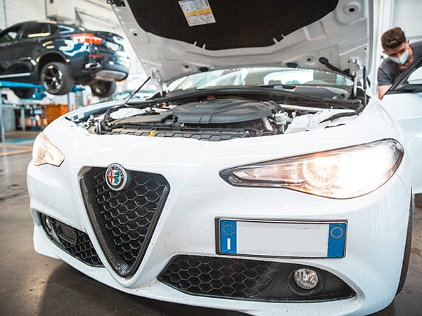 Convergenza-fanali-auto-Soliera Convergenza-fanali-auto-Soliera